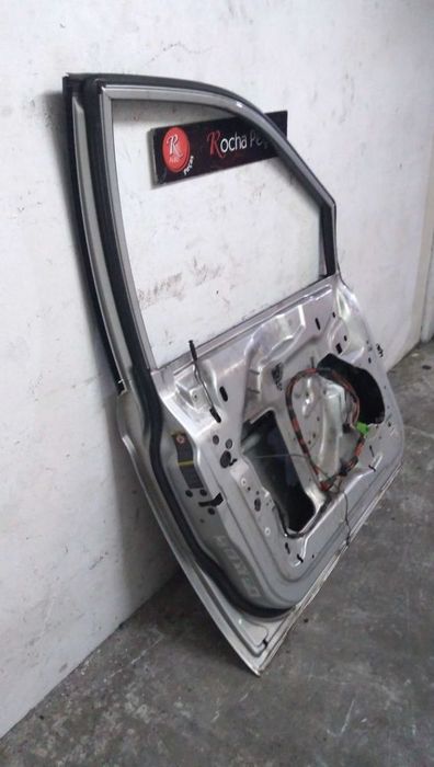Porta Frente Esq Chrysler Voyager Iii (Rg, Rs)