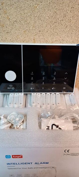 System alarmowy Tuya