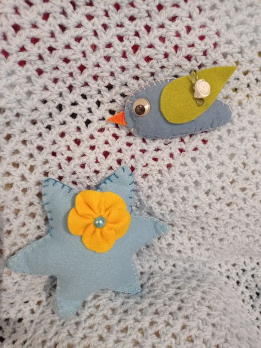 Manta de bebé  feita à mão nova.