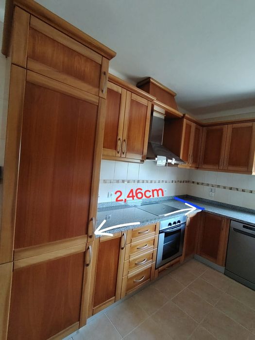 Vendo Cozinha  com mesa e cadeiras