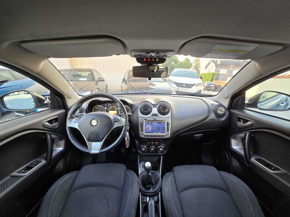 ALFA ROMEO MITO 1.3JTDM 85cv DISTINTIVO