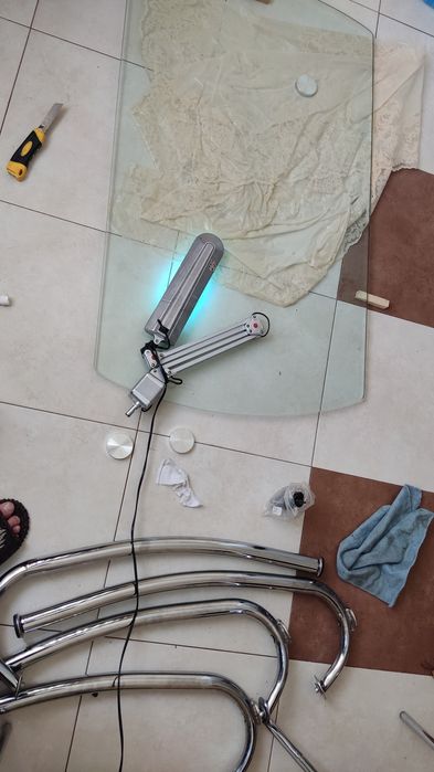 Стеклянный стол ремонт ножек