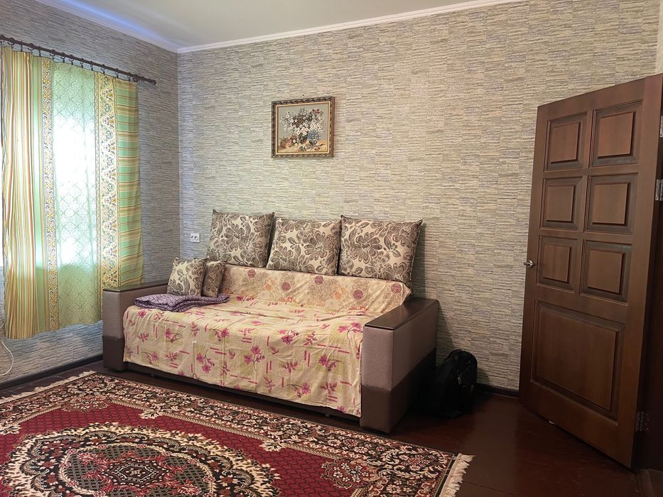 Продам будинок з ремонтом 80 м2 з великою ділянкою 25 соток,без %