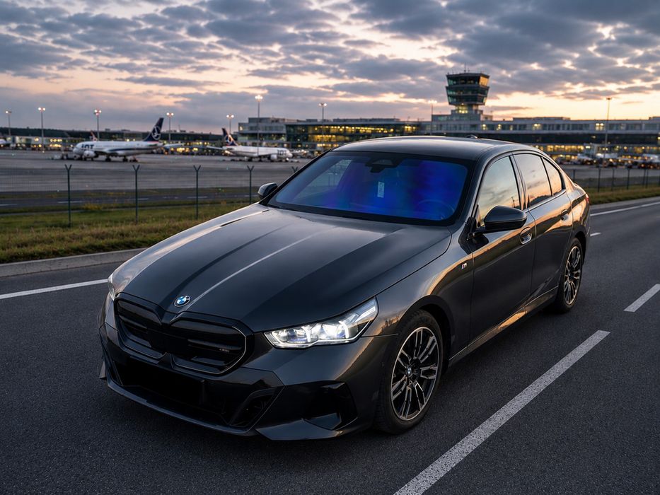 Wynajem Wypożyczalnia Najem BMW seria 5 G60 MPAKIET