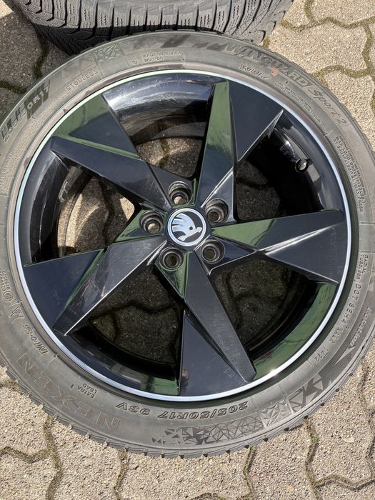 Диски R17 5x100 6,5j*17H2 Skoda Скала Scala Kamiq Fabia Фабия