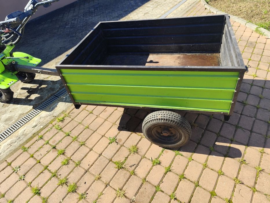 Reboque/atrelado robusto