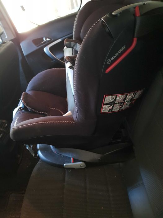 Fotelik samochodowy MAXI-COSI
