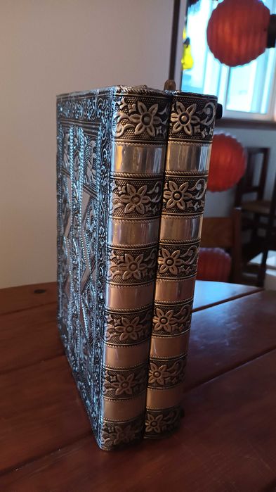 Organizador de jóias / bijuterias / peça de decoração