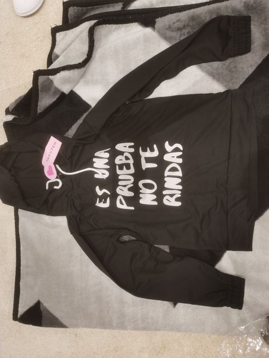 Modny komplet dresowy damski