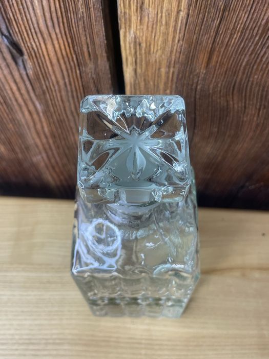 Karafka szklana szkło PRL K724