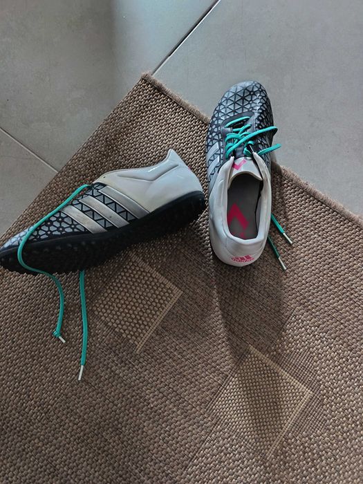 Chuteiras usadas adidas