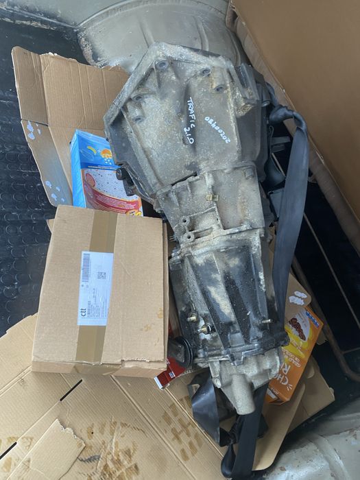 Renault trafic peças caixa velocidades