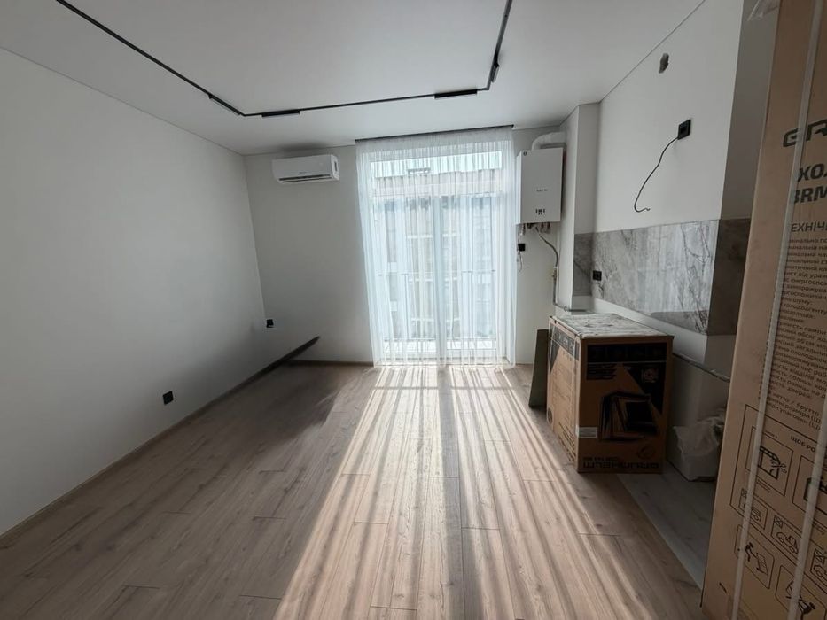 Продаж 2-ох кімнатної квартири з ремонтом  ЖК Б4 вул.Бабяка  Газ!!