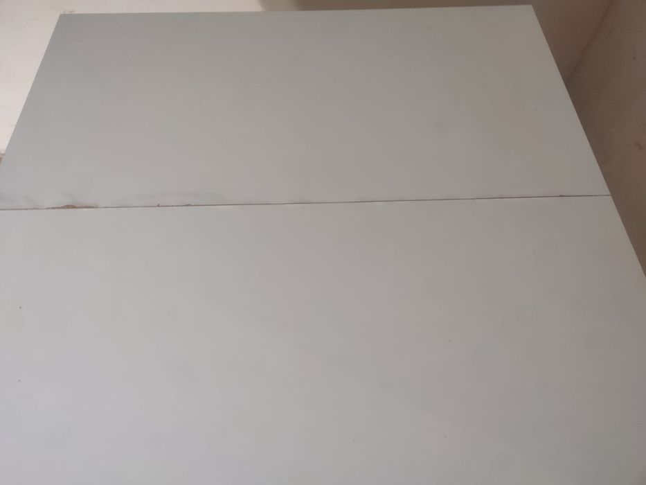 Stół rozkładany spory