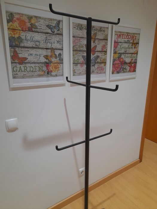 Cabide em ferro  preto