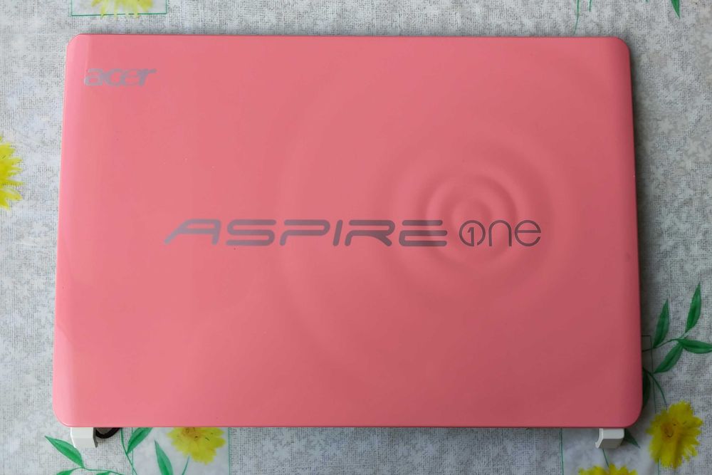 Нетбук Acer Aspire One D270/ D257/ Happy2 запчасти. Корпус разборка.