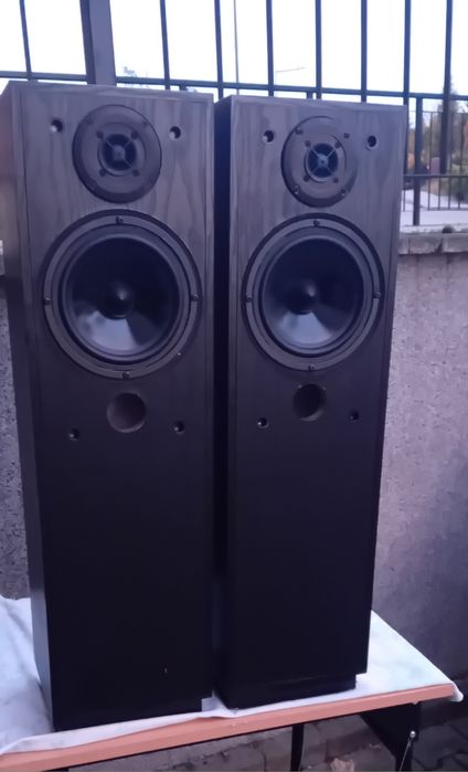 Kolumny głośnikowe podłogowe. 120 Watt.Made in Germany