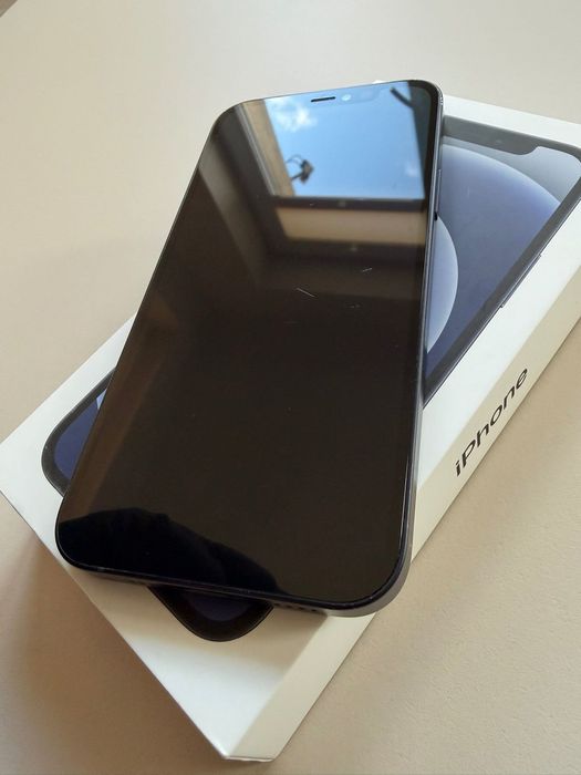 iPhone 12 64 GB Black