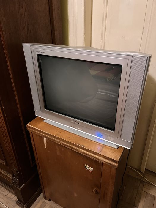 Телевізор Elenberg 2136P