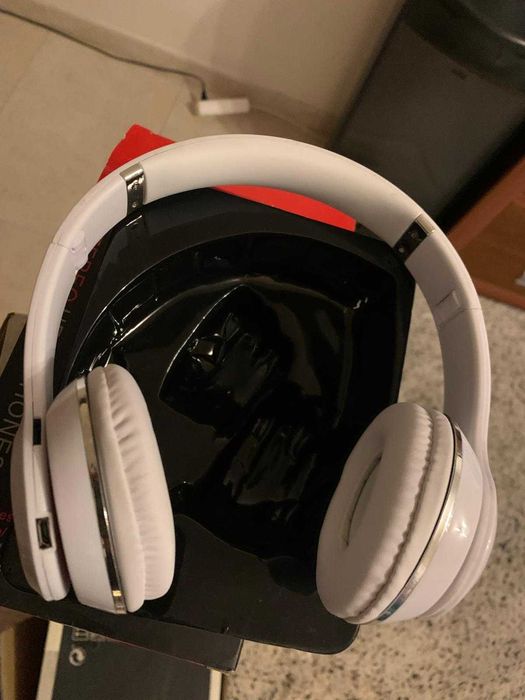 COLUNA  DE SOM QILLIVE 40W + FONES "TUDO QUASE NOVOS"