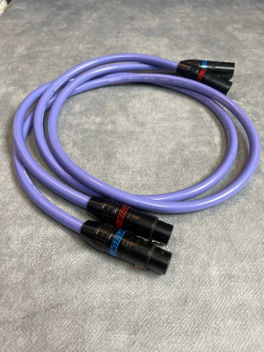 Kabel Furutech XLR zbalansowany kierunkowy