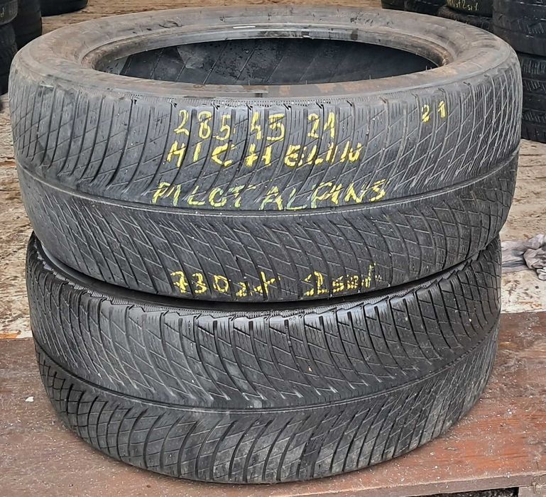 285/45/21 Michelin 2szt zima