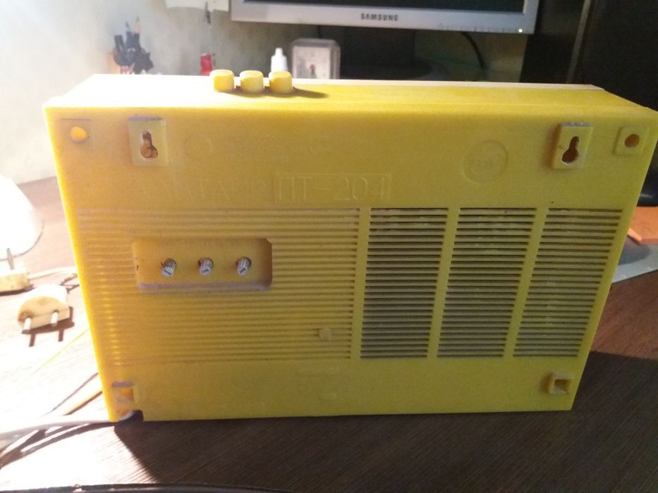 Продам радіоприймач