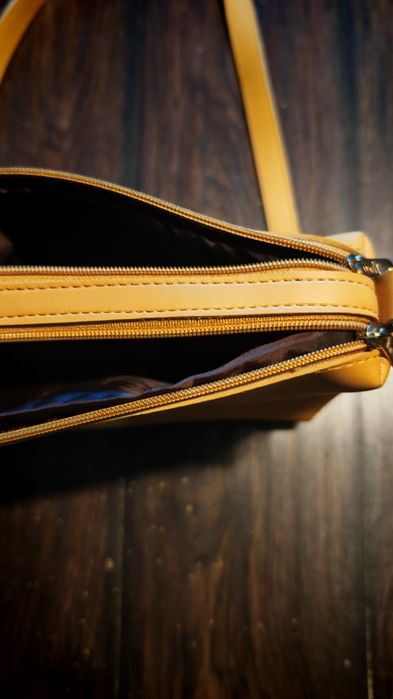 Torebka iva skórzana