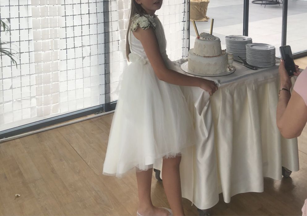 Piękna sukienka komunia