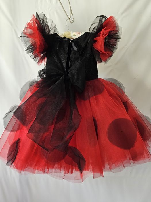 Платье на девочку 5 лет Леди Баг божья корівка пышное красно черное
