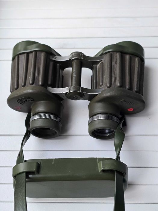 Lornetka Hensoldt Wetzlar 8X30 Dienstgllas Ogumowana z podziałka