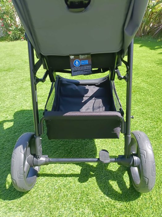 Carrinho de Bebé Kinderkraft TRIG 3 até 25 kg – Como Novo