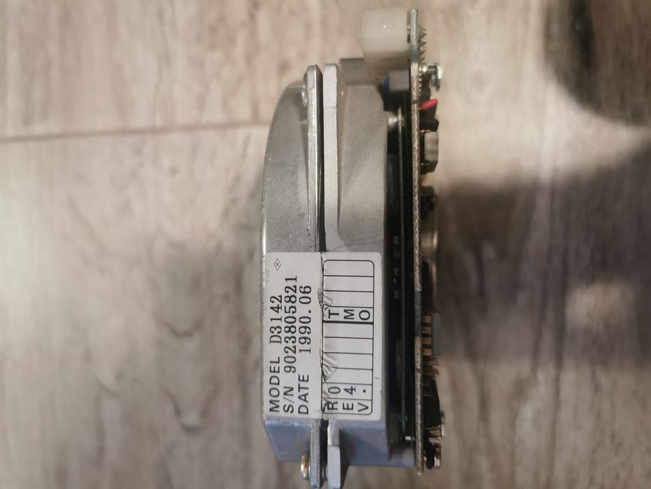 Stary dysk twardy NEC D3142 lata 90te retro pc