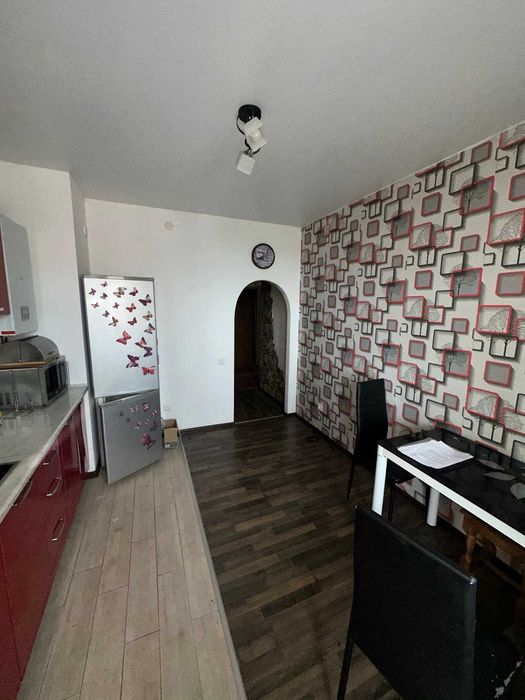 ВЛАСНИК. Продаж просторої 2к. квартири в новобудові на Шевченка