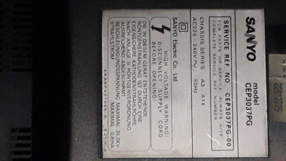 Televisão sanyo avariada