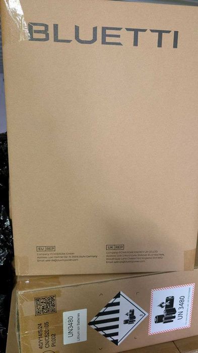 Зарядна станція BLUETTI Handsfree 2 Portable Station 700W 512Wh