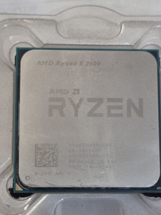 Продам Процесор Ryzen 5 2600.  DDR 3  4х2гб.