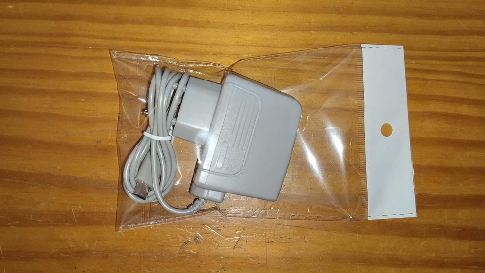 Carregador NDS Lite - Novo e Lacrado
