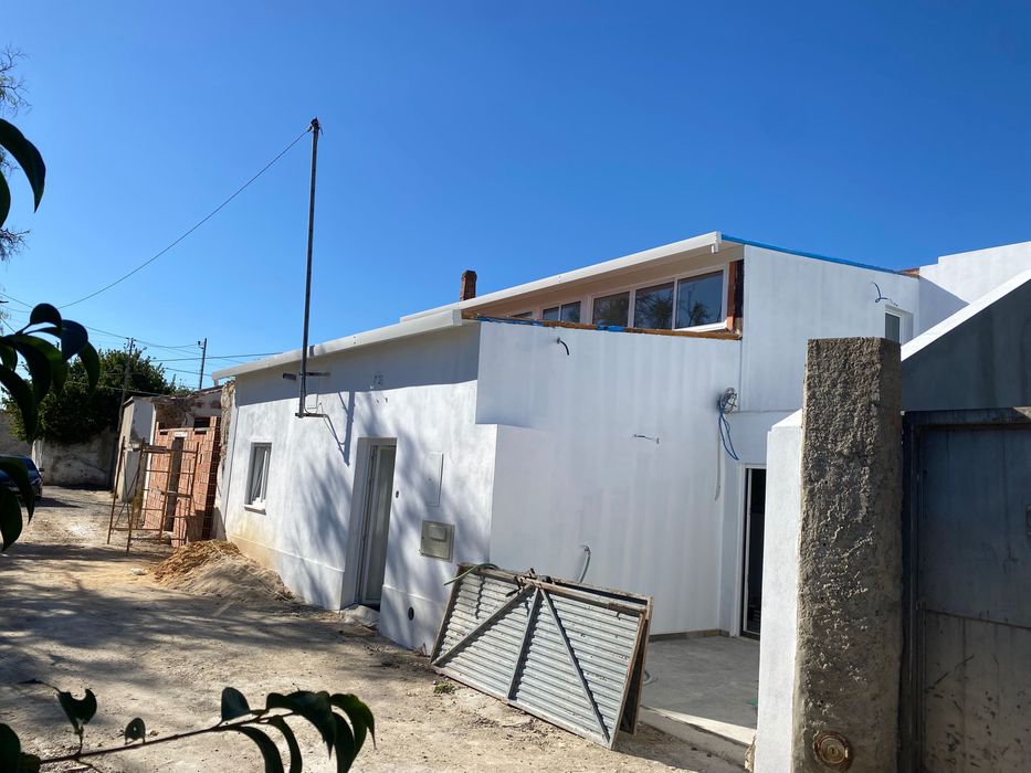 Casa em fase final de acabamentos