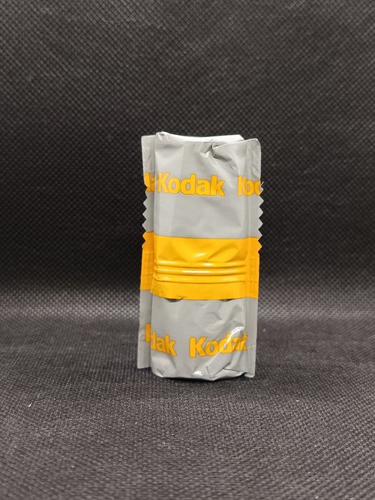 Rolo fotográfico Kodak TMAX 100 Pro (120 film)