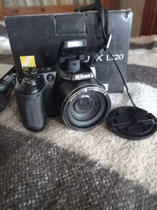 Продам фотоаппарат Nikon Coolpix L120 СРОЧНО+ сумка+крышка на объектив