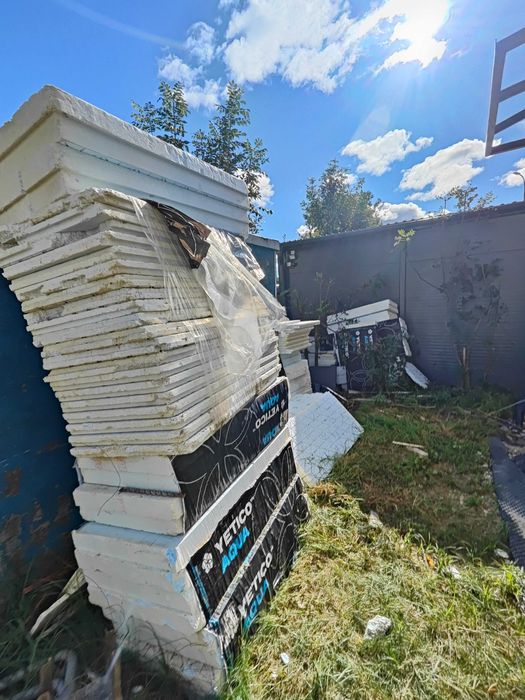 Materiały budowlane: deskowanie, dwuteowniki,szalunki,gres,nadproża