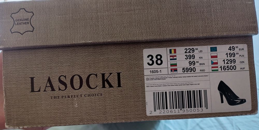 Czarne skórzane czółenka Lasocki