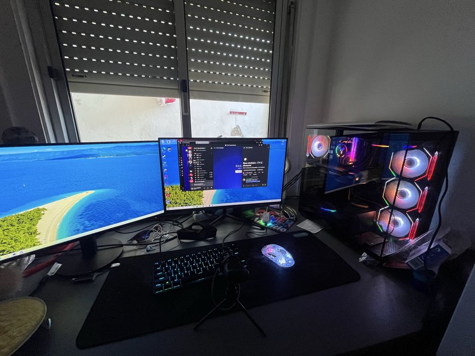 Pc gamer bom e novo vai junto com os monitores