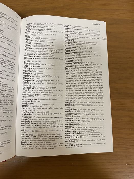 Dicionário Latim-Português