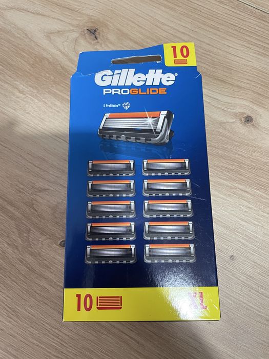 10 ostrzy Gillette