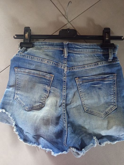 Krótkie spodenki dżinsowe dziewczęce/damskie rozm XS