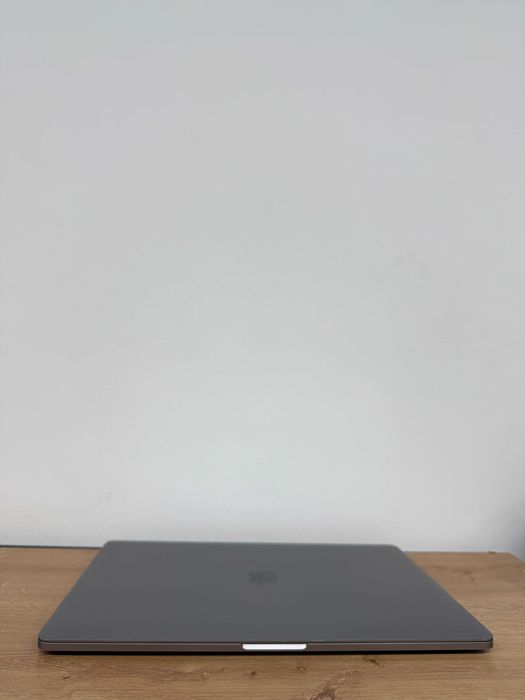 Macbook Pro 15” 2018(19) I7|16|256|560X-4GB • Гарантія Макбук 2 цикла