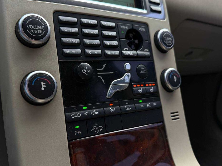 Volvo XC70 2008р 3.2 Бензин Повний привід Один власник Обмін Лізинг