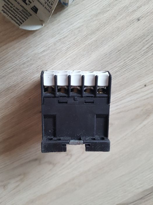 Mały stycznik DILEM-10 Eaton XTMC9A10F